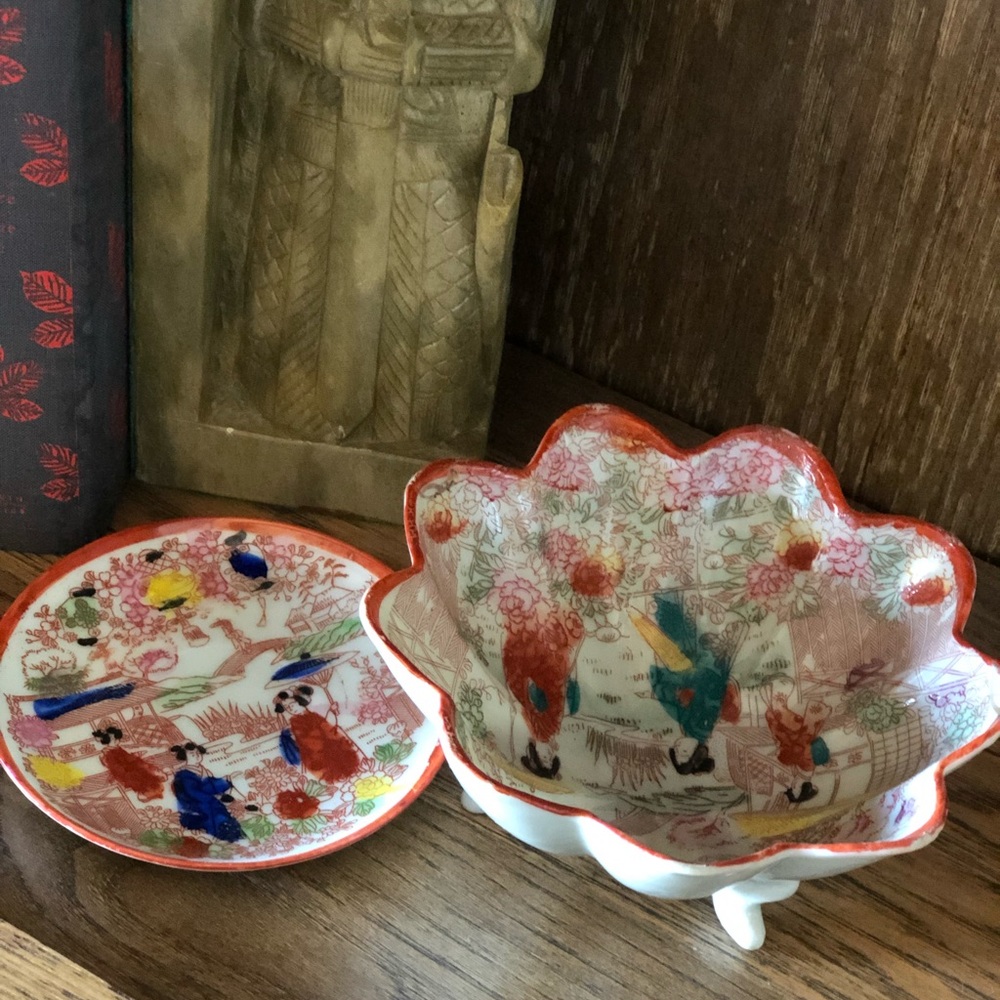 Oriental Dish Pair